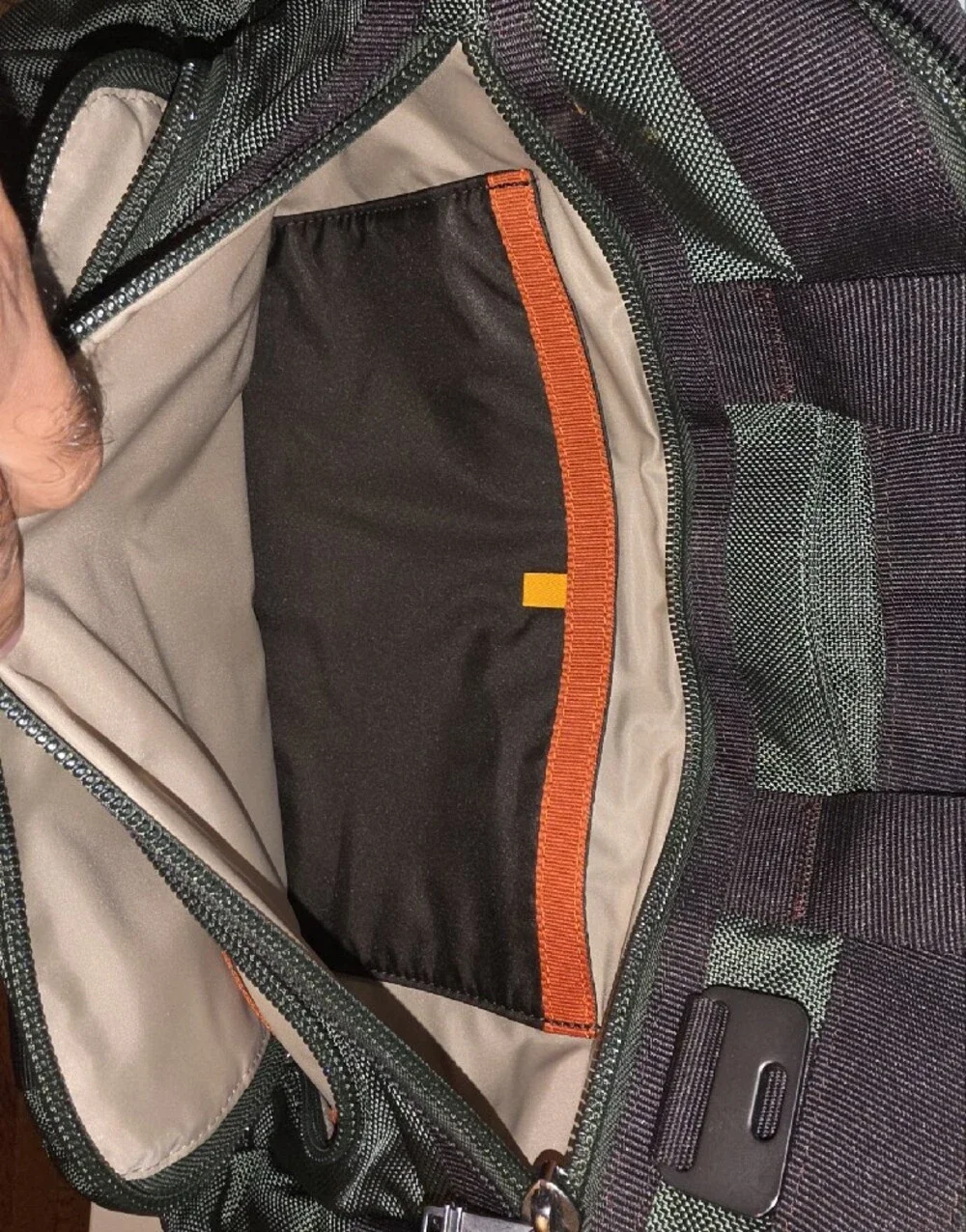 Tumi Seattle Zip Top Brief Olive Green Laptop Messenger Bag